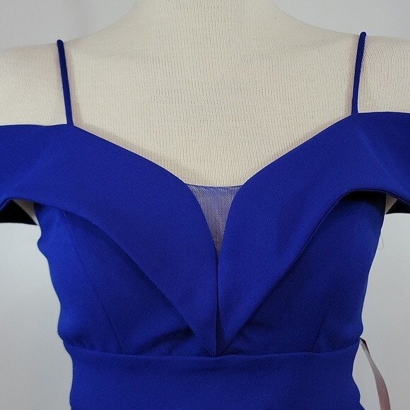 MORGAN & CO. Off Shoulder Formal Dress size 3 - Picture 2 of 8